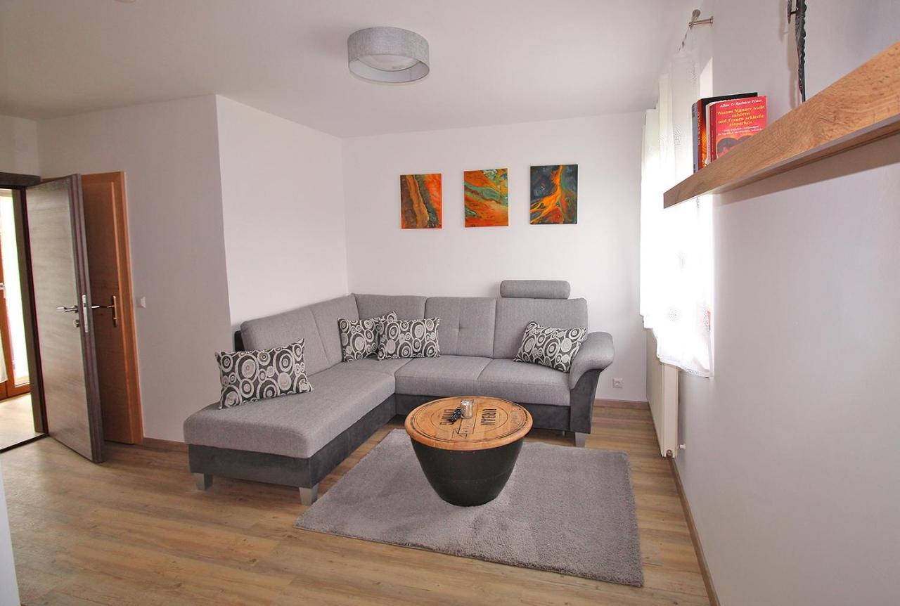 Ferienwohnung "Haus Falle" Schiefling am See Exteriör bild