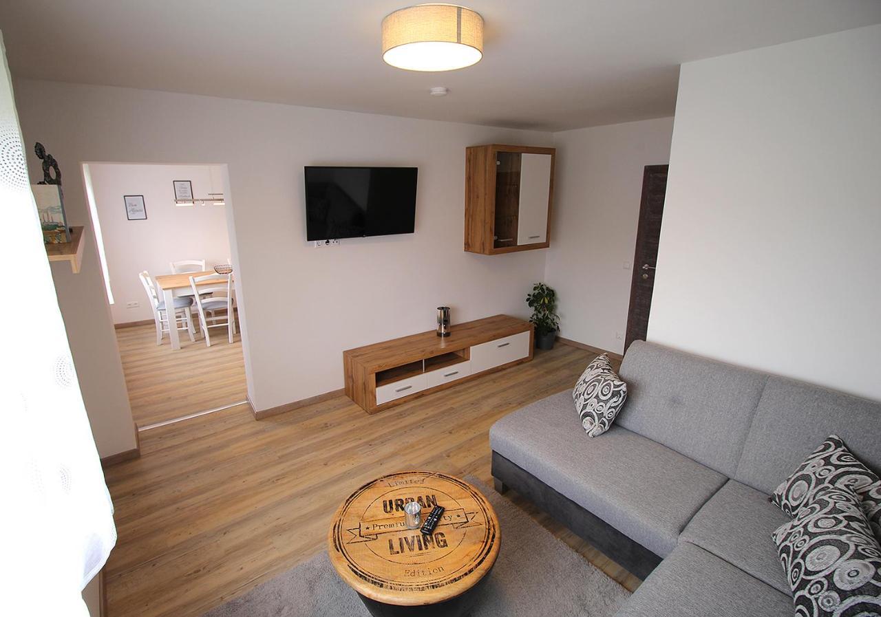 Ferienwohnung "Haus Falle" Schiefling am See Exteriör bild