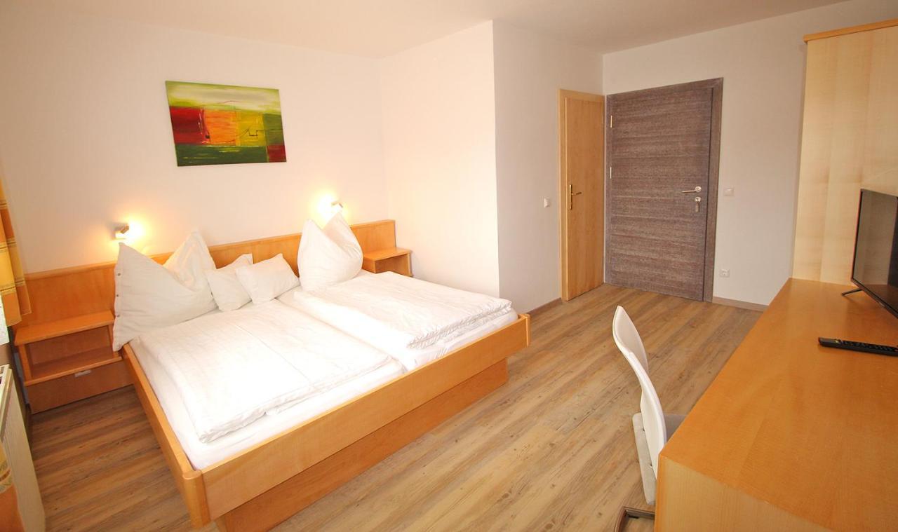Ferienwohnung "Haus Falle" Schiefling am See Exteriör bild